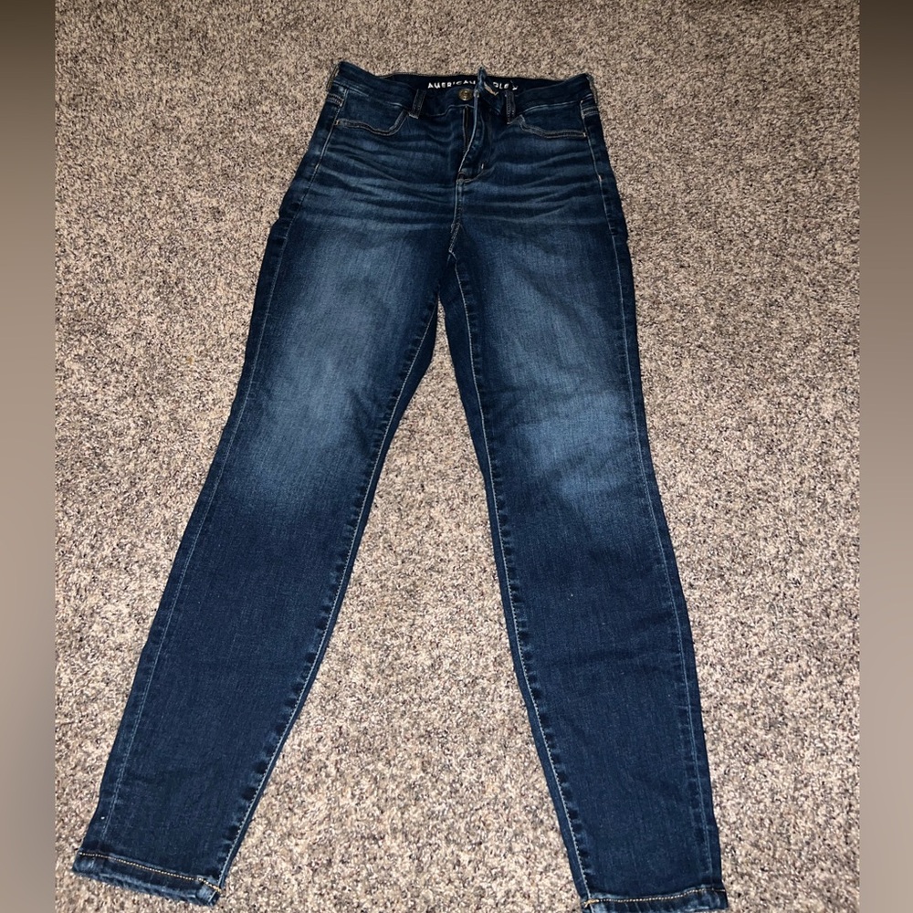 Size 4 Short High Rise Curvy Jeggings!